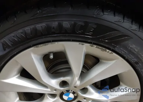 2014 BMW X1 xDrive28I z USA, uszkodzony, nr VIN WBAVL1C52EVY12496